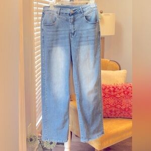 Nova Blue Denim Jeans. Women’s Sz-XL Light Color| Wisked | Wide Leg EUC